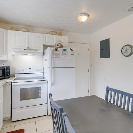 Cute Apt With Backyard And Grill - Steps To Cocoa Beach Extérieur photo